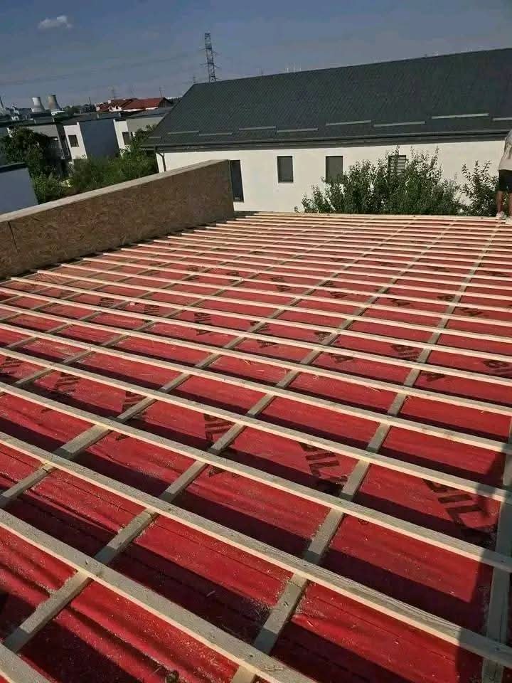 Dublu caroiaj cu membrană inclusă pe acoperiș